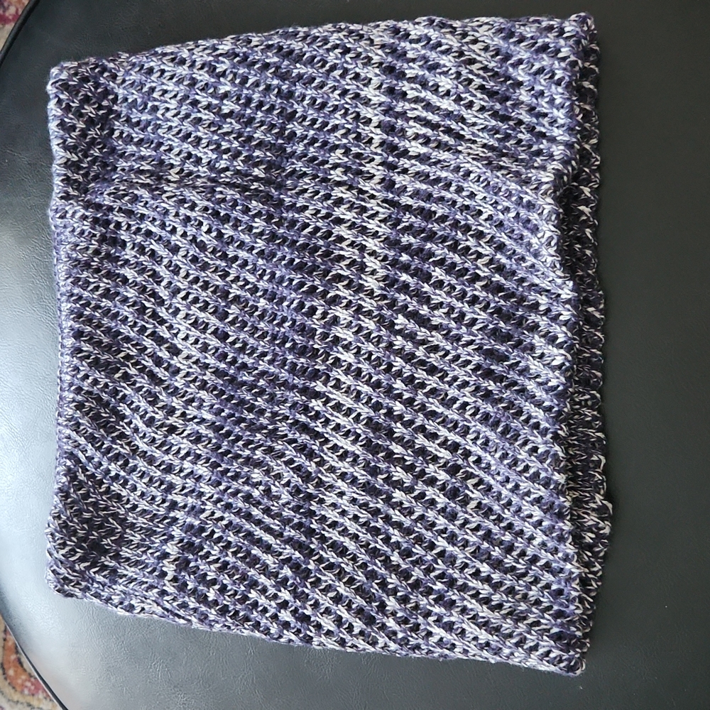 Blue and white knit scarf